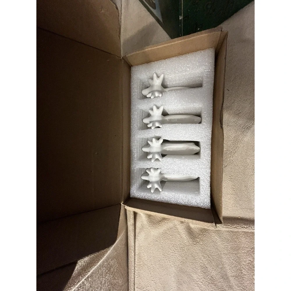 Reindeer Napkin Rings Set Of 4 White Ceramic Christmas Holiday NIB Decor